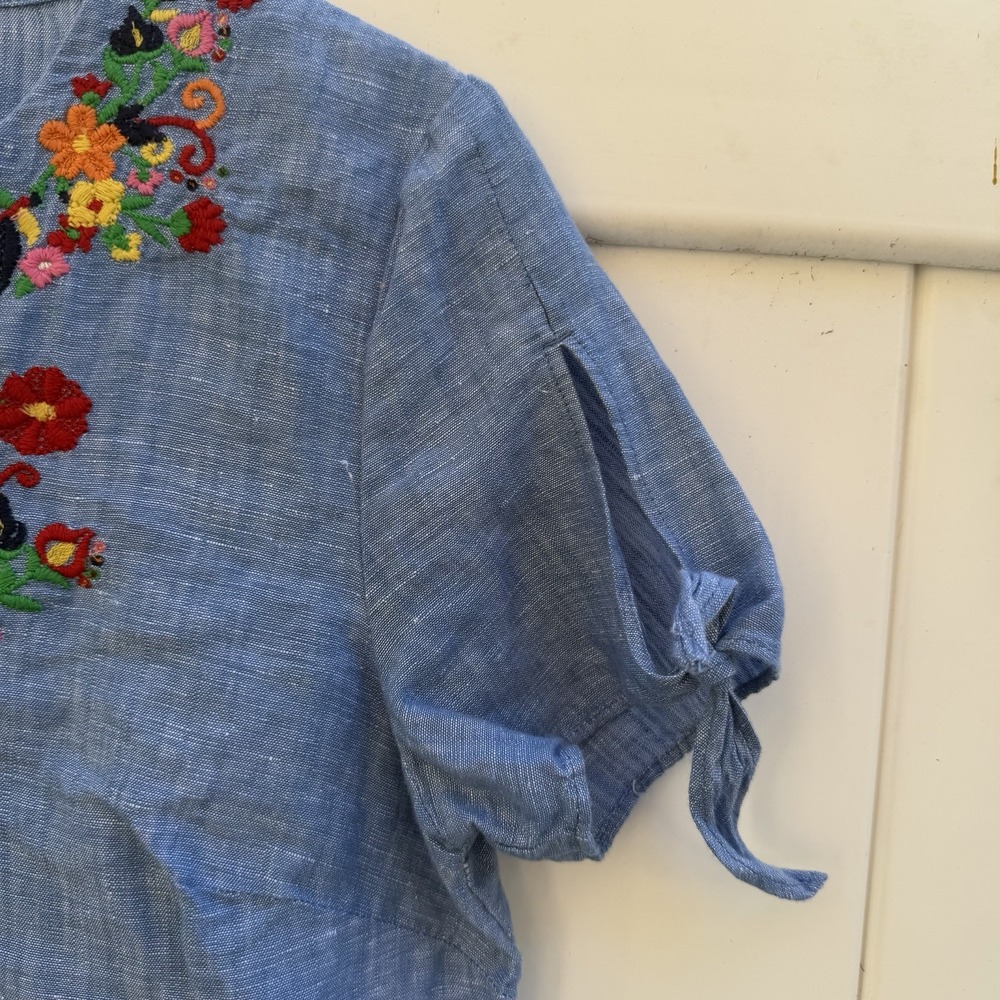 Talbots Top PETITE Small Blue Floral Embroidered Linen Blend Boho Short Sleeves - Picture 4 of 10